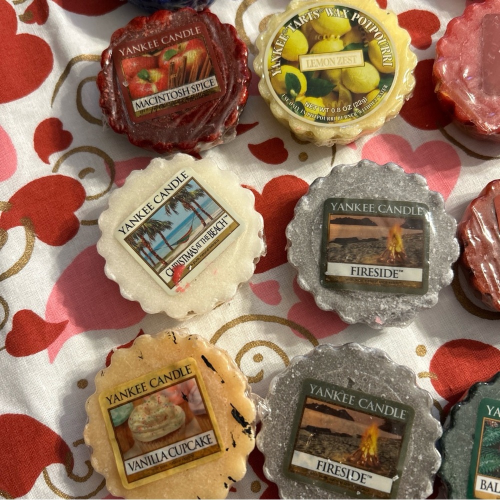 Yankee Candle Tarts various scents Wax Melts Lot Of 17 at .8 oz ea. - Picture 4 of 6